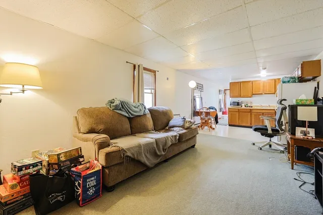 $1,550 | 31-33 Leicester Street, Unit 2, North Oxford, MA 01537