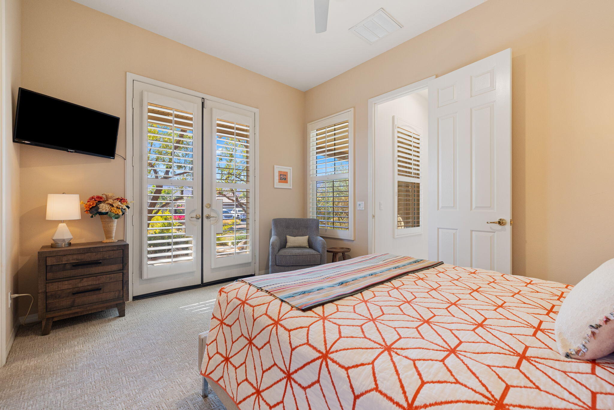 37 Shoreline Drive Rancho Mirage, CA 92270 - Photo 35 of 59 57-web-or-mls-8M4A0339