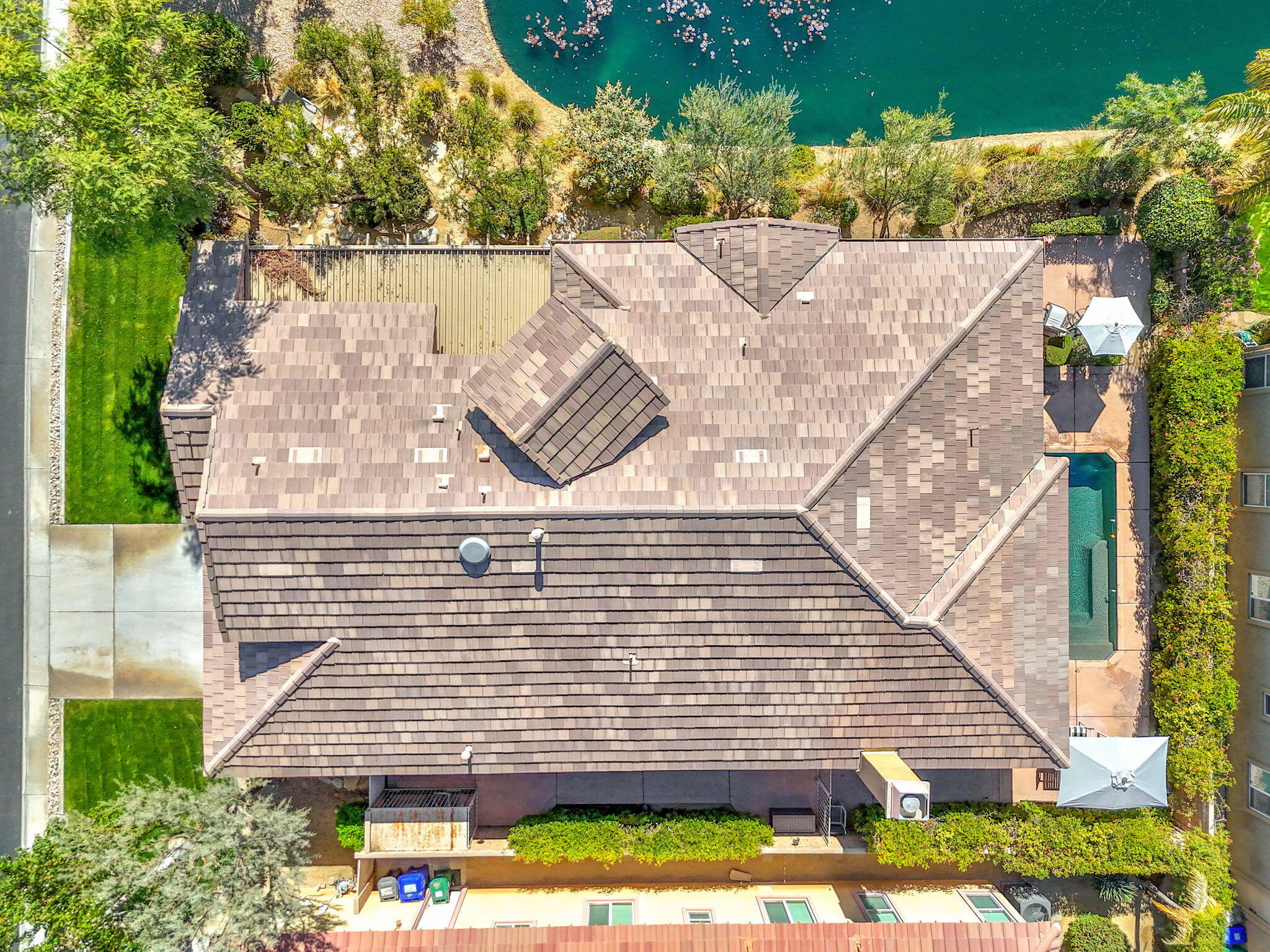37 Shoreline Drive Rancho Mirage, CA 92270 - Photo 54 of 59 5-web-or-mls-DJI_20250210120445_0034_D