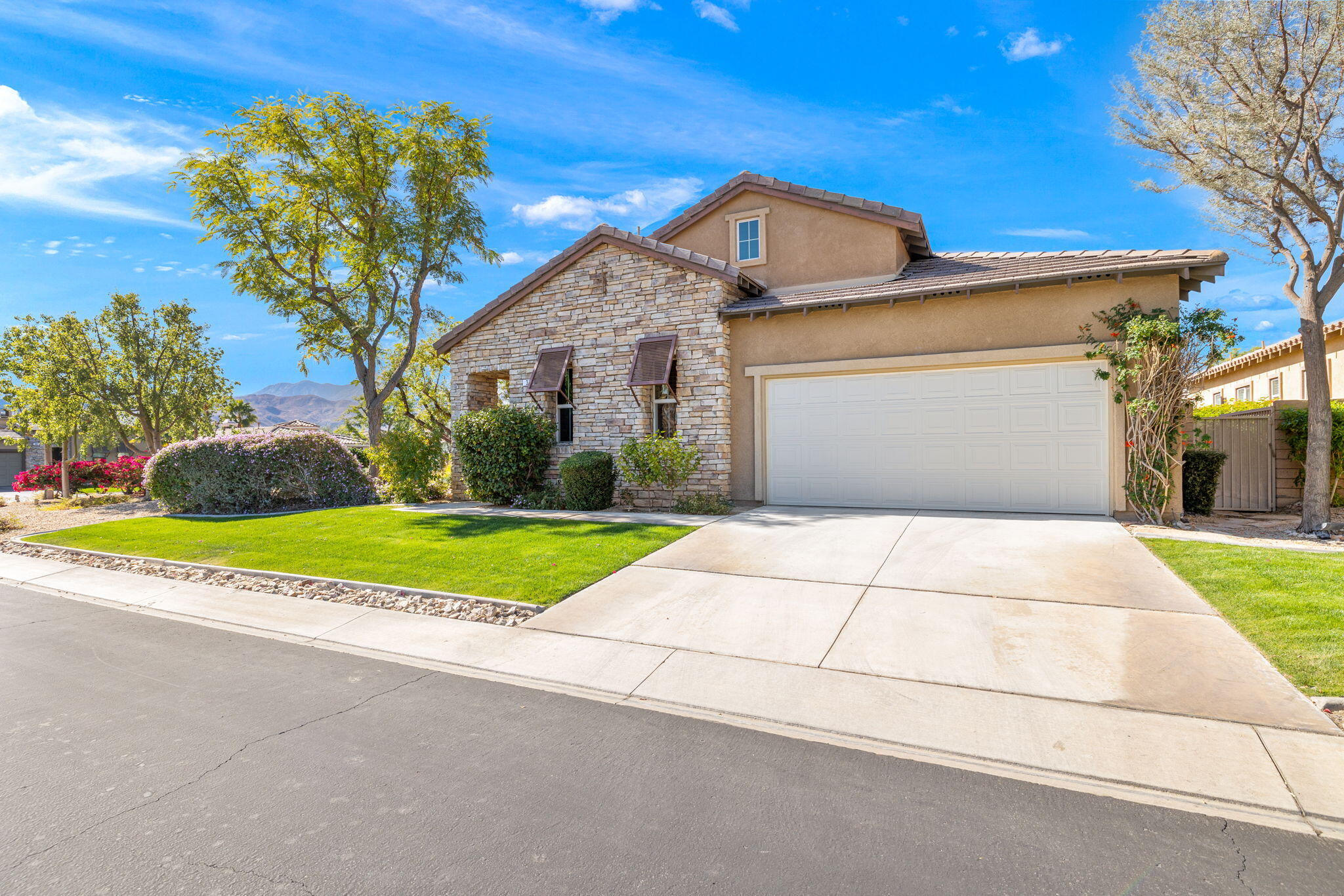 37 Shoreline Drive Rancho Mirage, CA 92270 - Photo 55 of 59 6-web-or-mls-8M4A0648