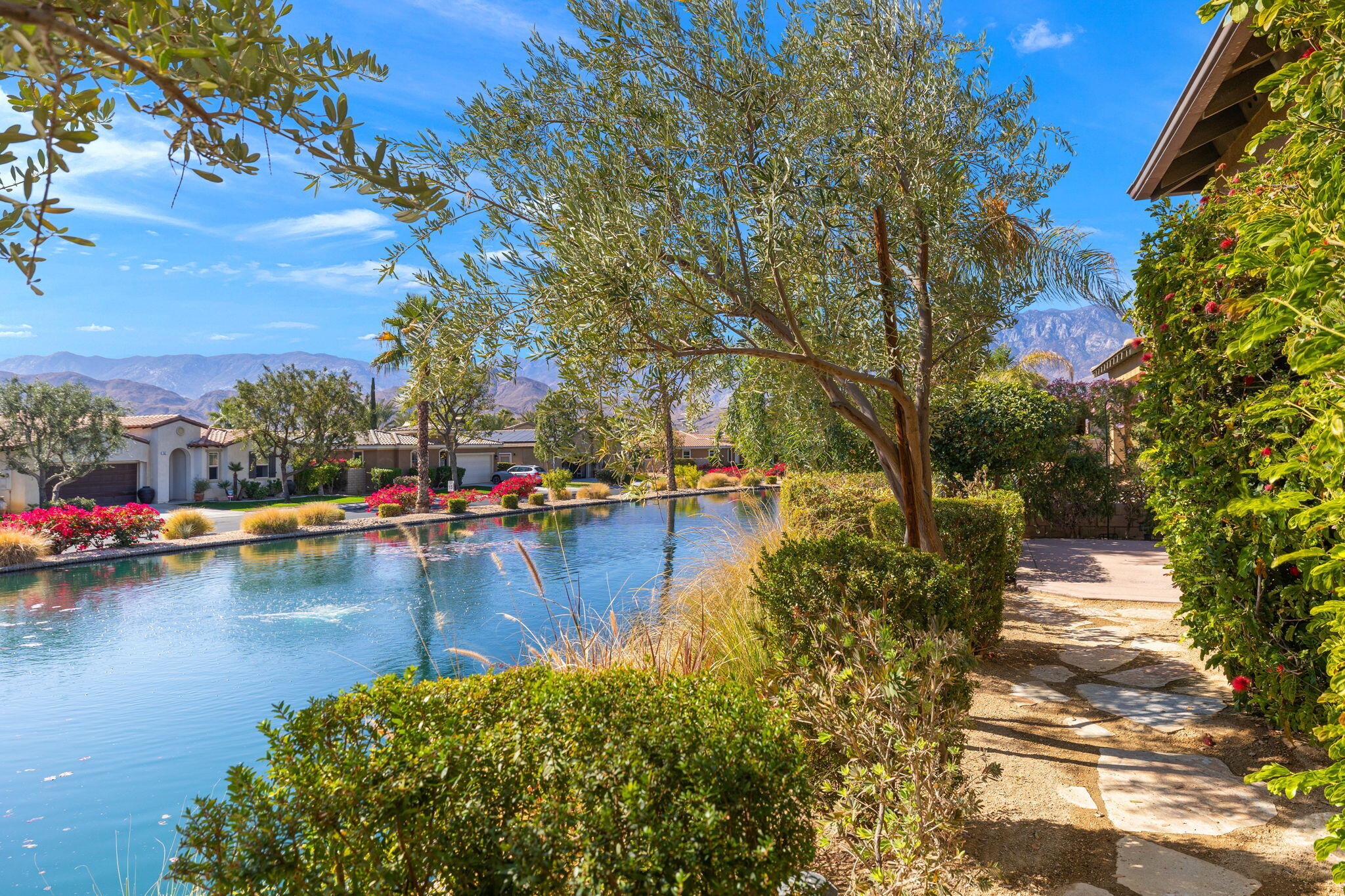37 Shoreline Drive Rancho Mirage, CA 92270 - Photo 57 of 59 35-web-or-mls-8M4A0608