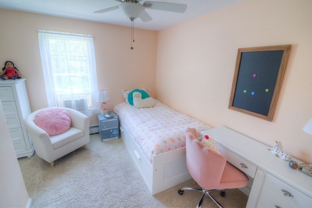 63 Hanson Road Charlton, MA 01507 - Photo 15 of 26
