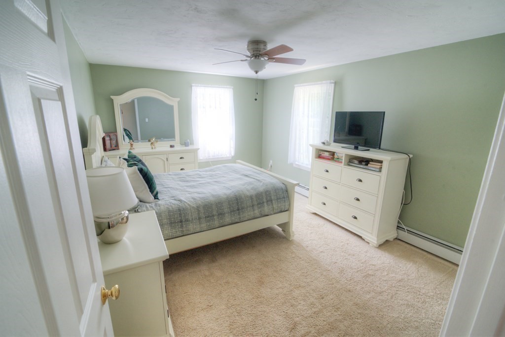 63 Hanson Road Charlton, MA 01507 - Photo 16 of 26