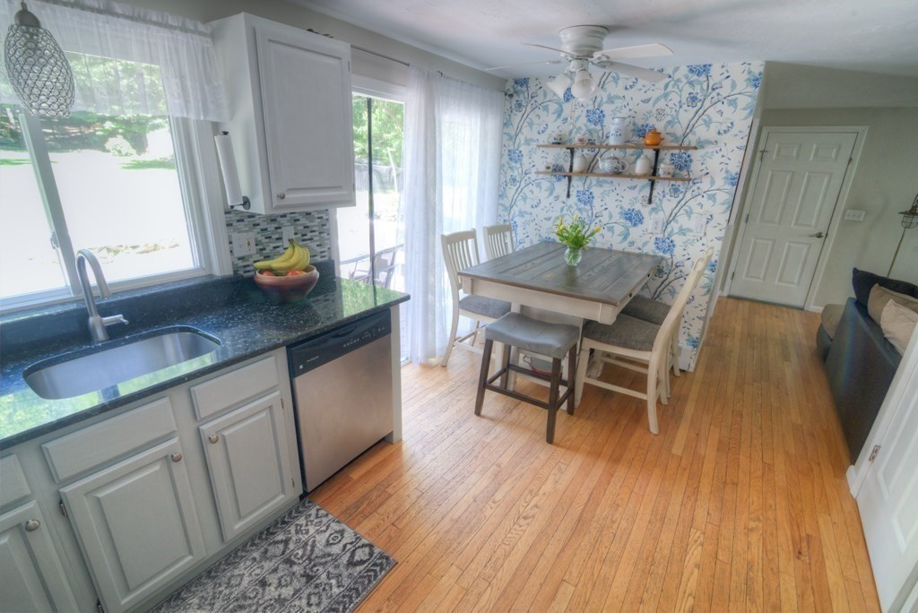 63 Hanson Road Charlton, MA 01507 - Photo 5 of 26