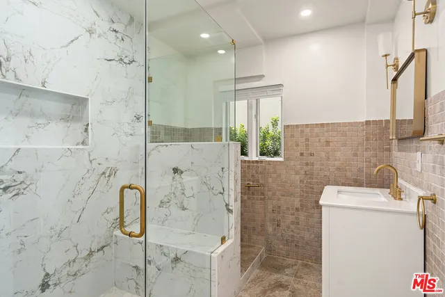 $9,495 | 8921 Ashcroft Avenue, West Hollywood, CA 90048