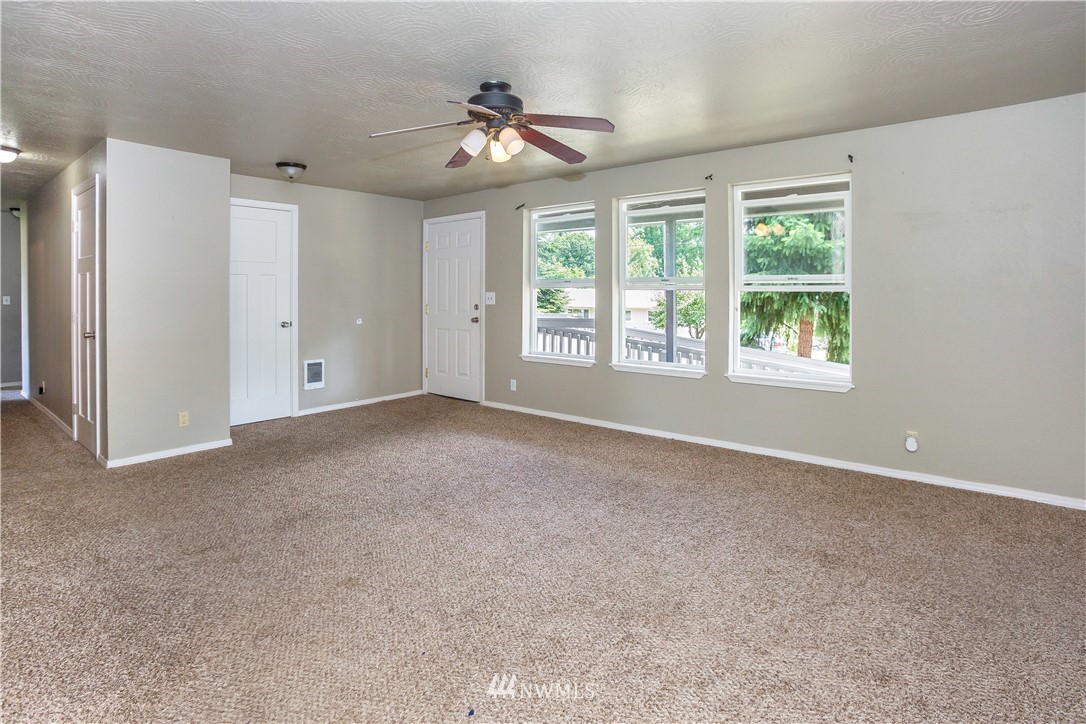 132 Rodgers Road Silverlake, WA 98645 - Photo 2 of 18 Gallery Image 2