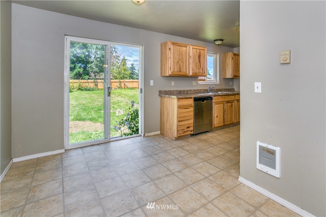 132 Rodgers Road Silverlake, WA 98645 - Photo 4 of 18 Gallery Image 4