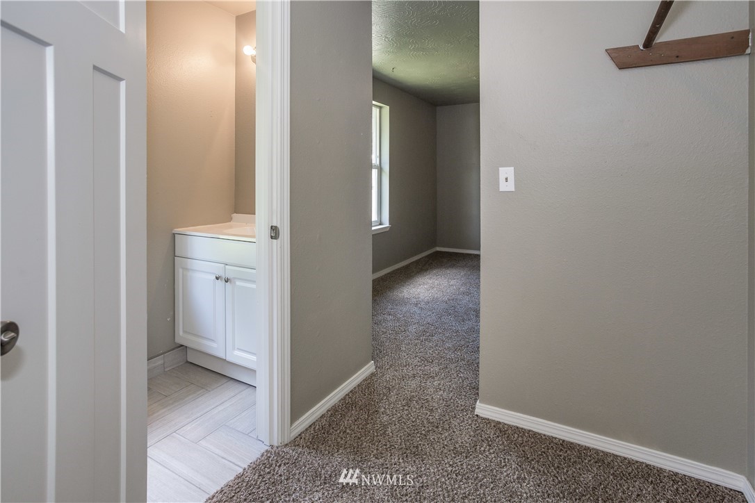 132 Rodgers Road Silverlake, WA 98645 - Photo 8 of 18 Gallery Image 8