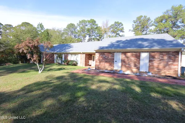 $245,000 | 1600 Christine Drive, McComb, MS 39648