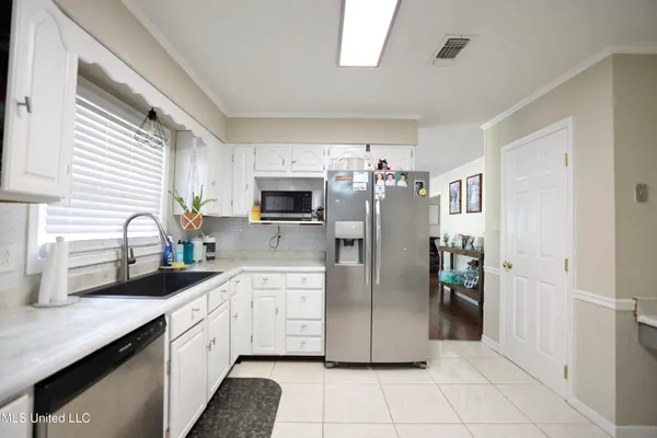 $245,000 | 1600 Christine Drive, McComb, MS 39648