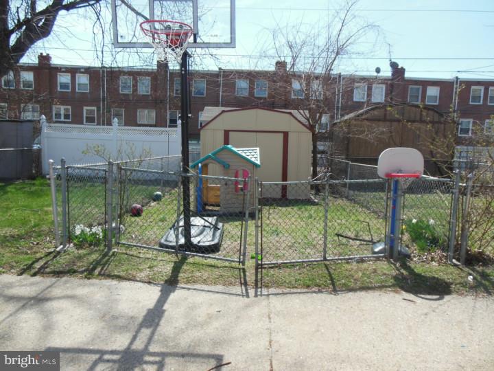 3244 Fordham Road Philadelphia, PA 19114 - Photo 19 of 21 Exterior Back