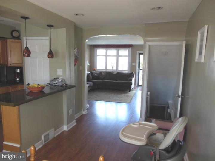3244 Fordham Road Philadelphia, PA 19114 - Photo 6 of 21 Dining Room