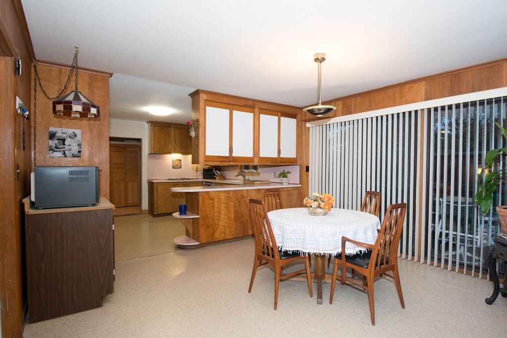 3 Pine Hill Road Swampscott, MA 01907 - Photo 13 of 29 Gallery Image 13