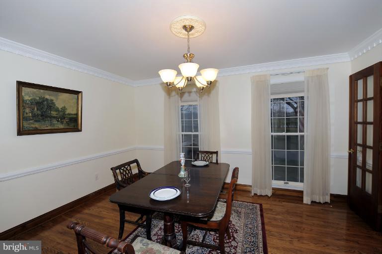 16347 Frederick Road Woodbine, MD 21797 - Photo 20 of 27 Dining Room