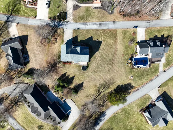 $499,900 | 945 Moccasin Hills Drive, Gate City, VA 24251