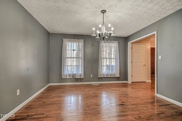 $499,900 | 945 Moccasin Hills Drive, Gate City, VA 24251