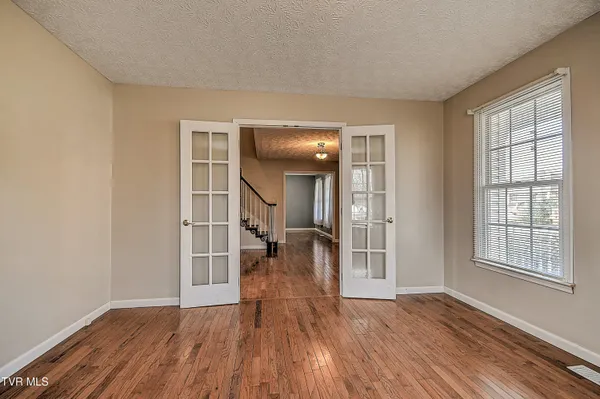 $499,900 | 945 Moccasin Hills Drive, Gate City, VA 24251