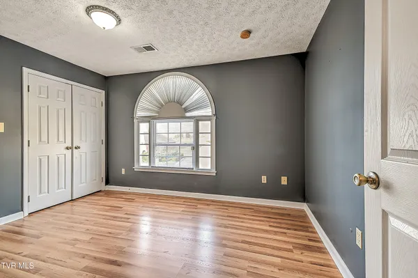 $499,900 | 945 Moccasin Hills Drive, Gate City, VA 24251