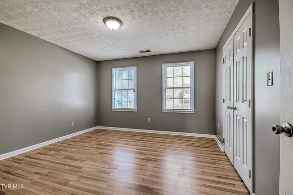 $499,900 | 945 Moccasin Hills Drive, Gate City, VA 24251