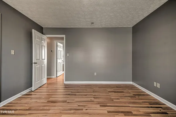 $499,900 | 945 Moccasin Hills Drive, Gate City, VA 24251