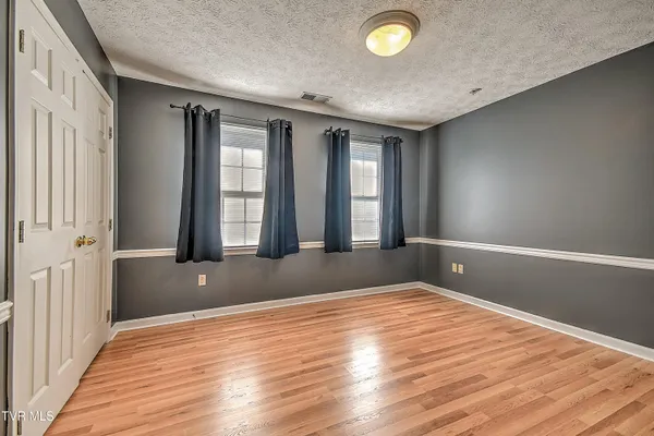 $499,900 | 945 Moccasin Hills Drive, Gate City, VA 24251