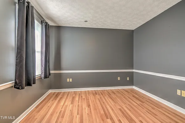 $499,900 | 945 Moccasin Hills Drive, Gate City, VA 24251