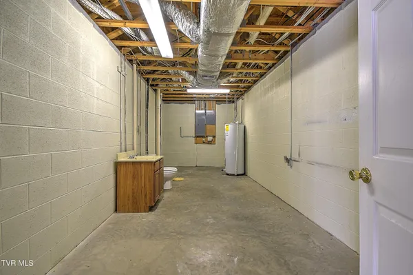 $499,900 | 945 Moccasin Hills Drive, Gate City, VA 24251