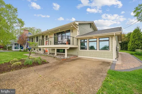 $839,900 | 102 Green Spring Drive, Annapolis, MD 21403