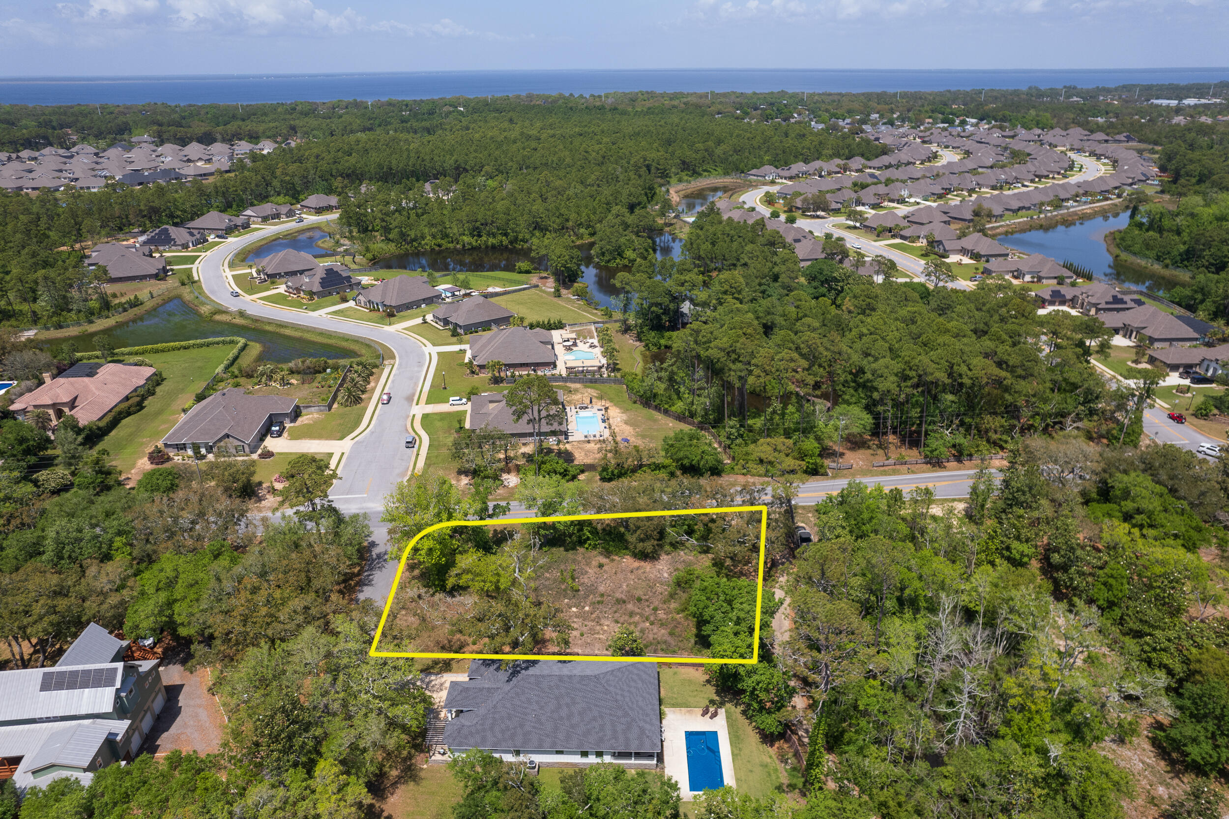 4652 Smokey Road Gulf Breeze, FL 32563 - Photo 6 of 10 06-20250421_4652-Smokey-Rd_drn_006