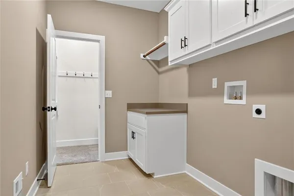 $689,900 | 13670 Northwest 71 Street, Parkville, MO 64152