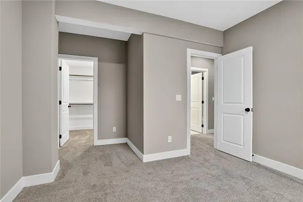 $689,900 | 13670 Northwest 71 Street, Parkville, MO 64152