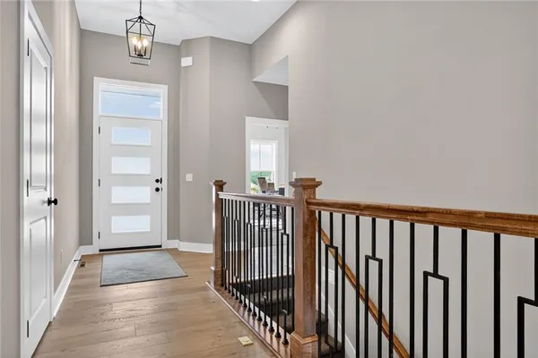 $689,900 | 13670 Northwest 71 Street, Parkville, MO 64152