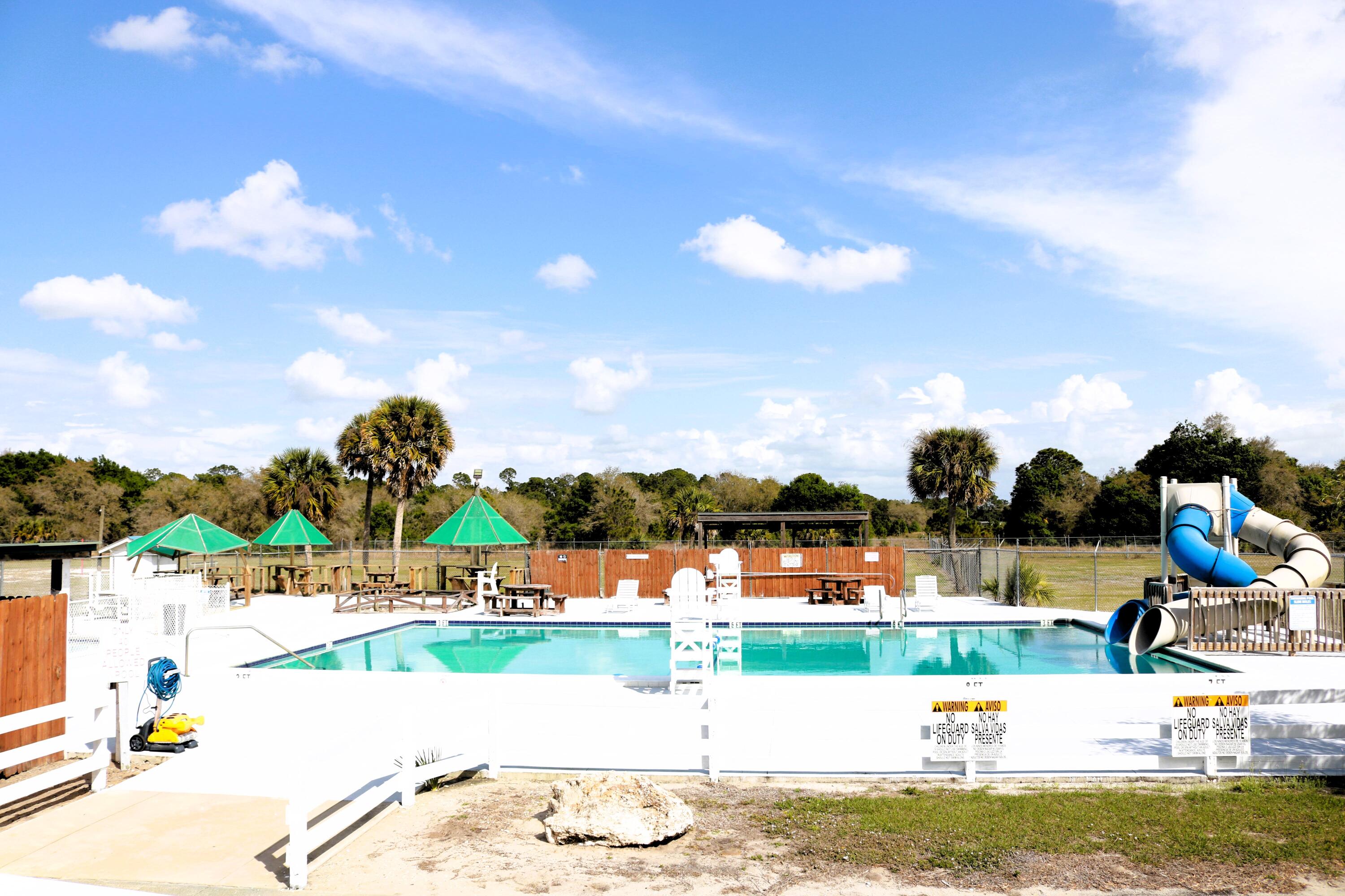 725 South Riverside Street Clewiston, FL 33440 - Photo 6 of 8 Pool