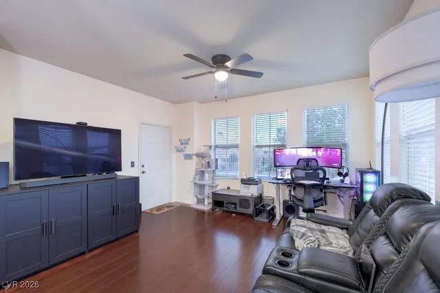 $250,000 | 9975 Peace Way, Unit 1020, Las Vegas, NV 89147