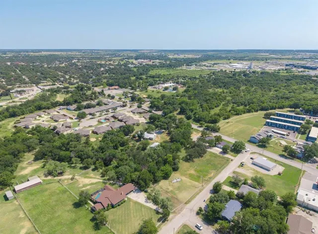 $379,900 | 3000 4th Street, Brownwood, TX 76801