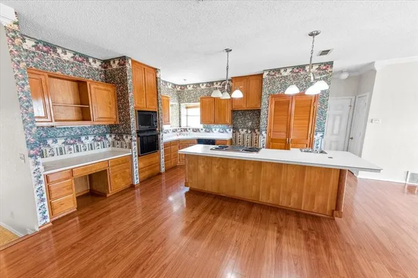 $1,350,000 | 8600 County Road 530, Mansfield, TX 76063