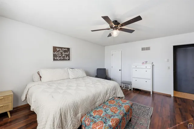 $299,500 | 6309 Southwest 28th Street, Topeka, KS 66614