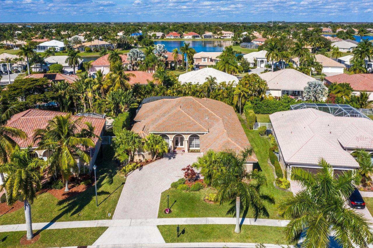 12222 Rockledge Circle Boca Raton, FL 33428 - Photo 27 of 33 Beautiful Greenery