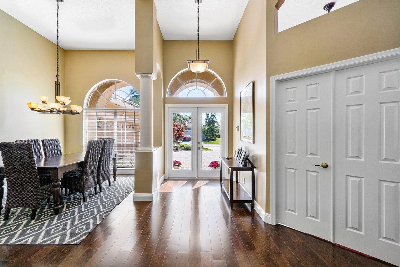 12222 Rockledge Circle Boca Raton, FL 33428 - Photo 4 of 33 Bright Entry