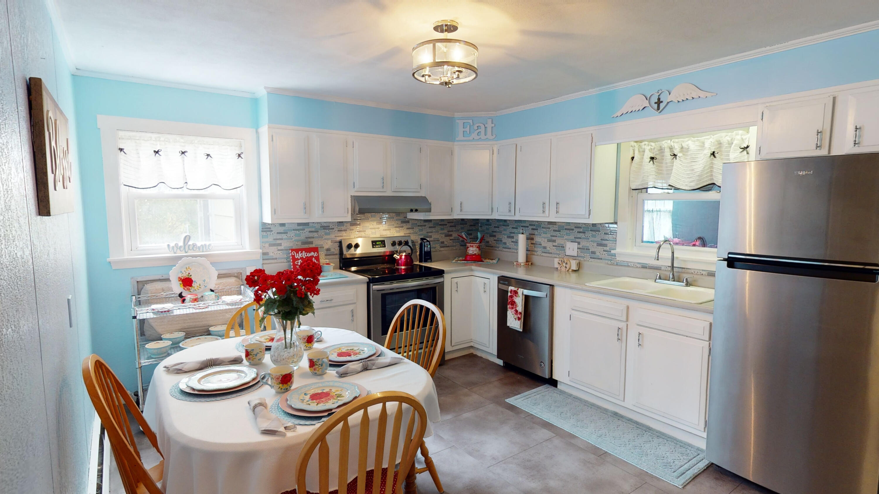 85 Lee Road Lincoln, ME 04457 - Photo 9 of 38 10