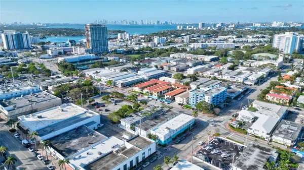 a picture of city view