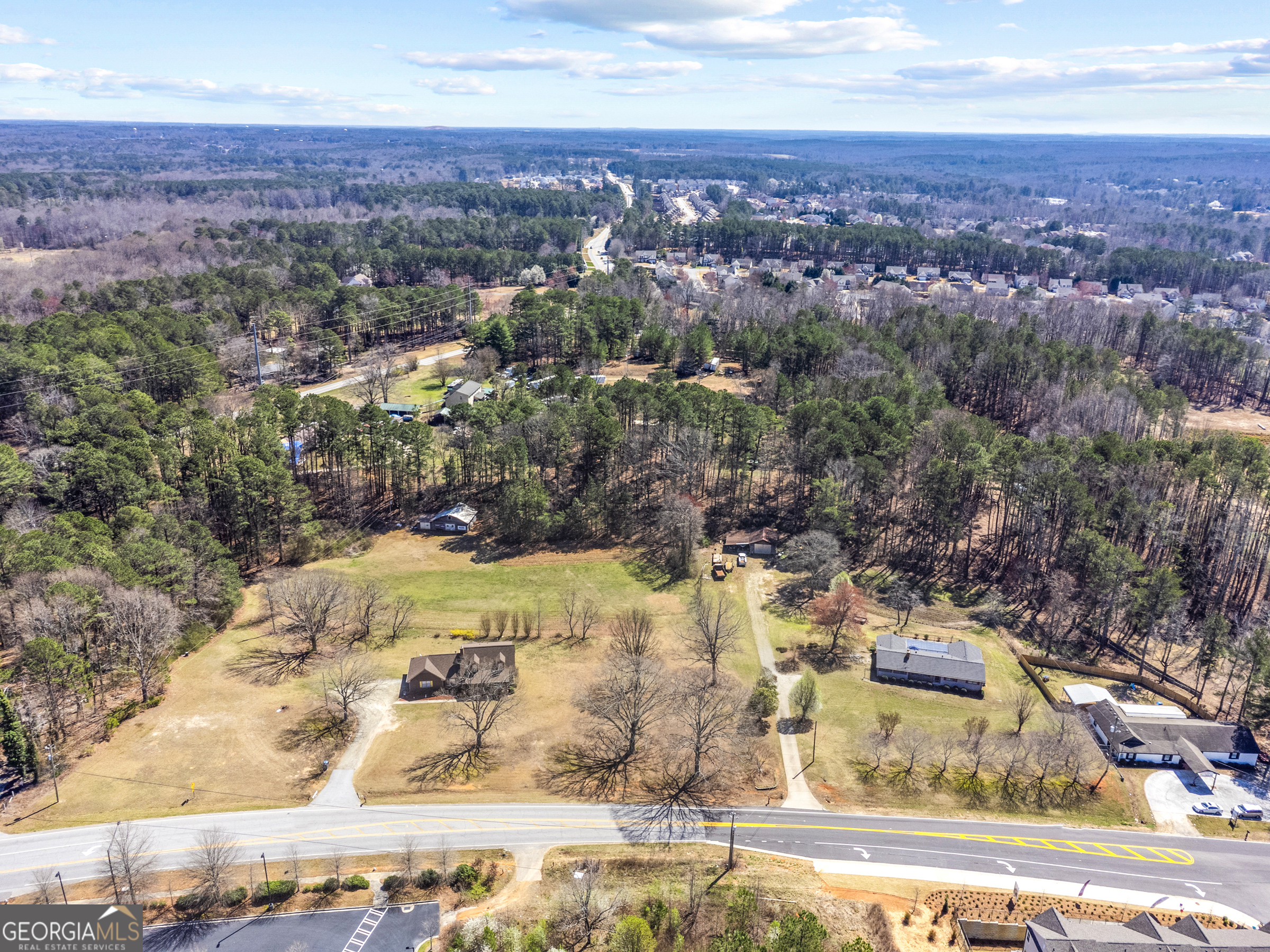 3436 Fence Road Northeast Auburn, GA 30011 - Photo 7 of 20