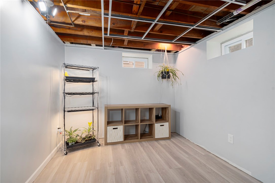 23 Delway Road Cranston, RI 02910 - Photo 43 of 50 Gallery Image 43