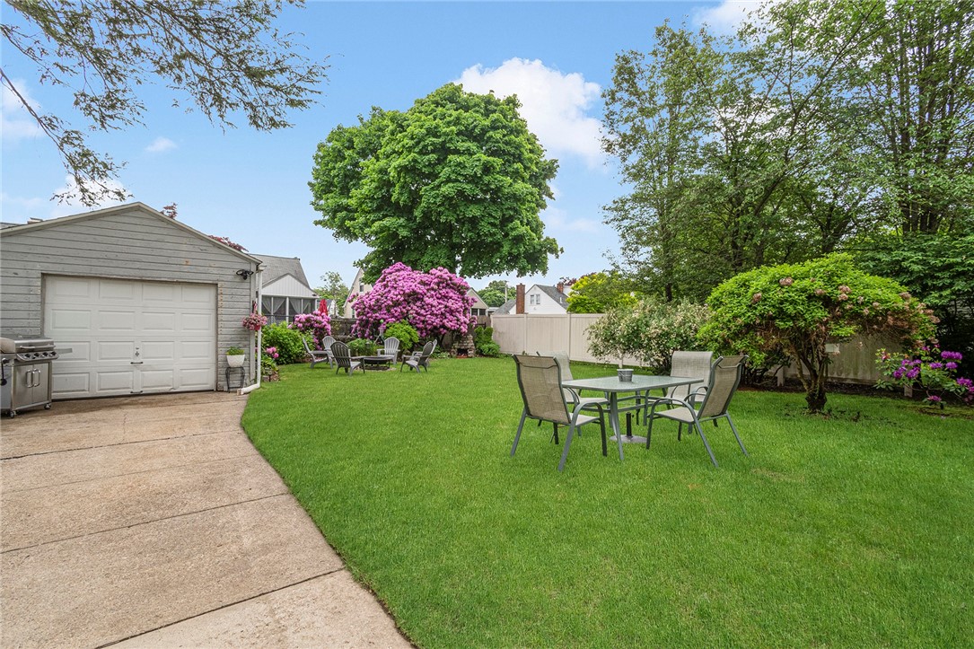 23 Delway Road Cranston, RI 02910 - Photo 45 of 50 Gallery Image 45