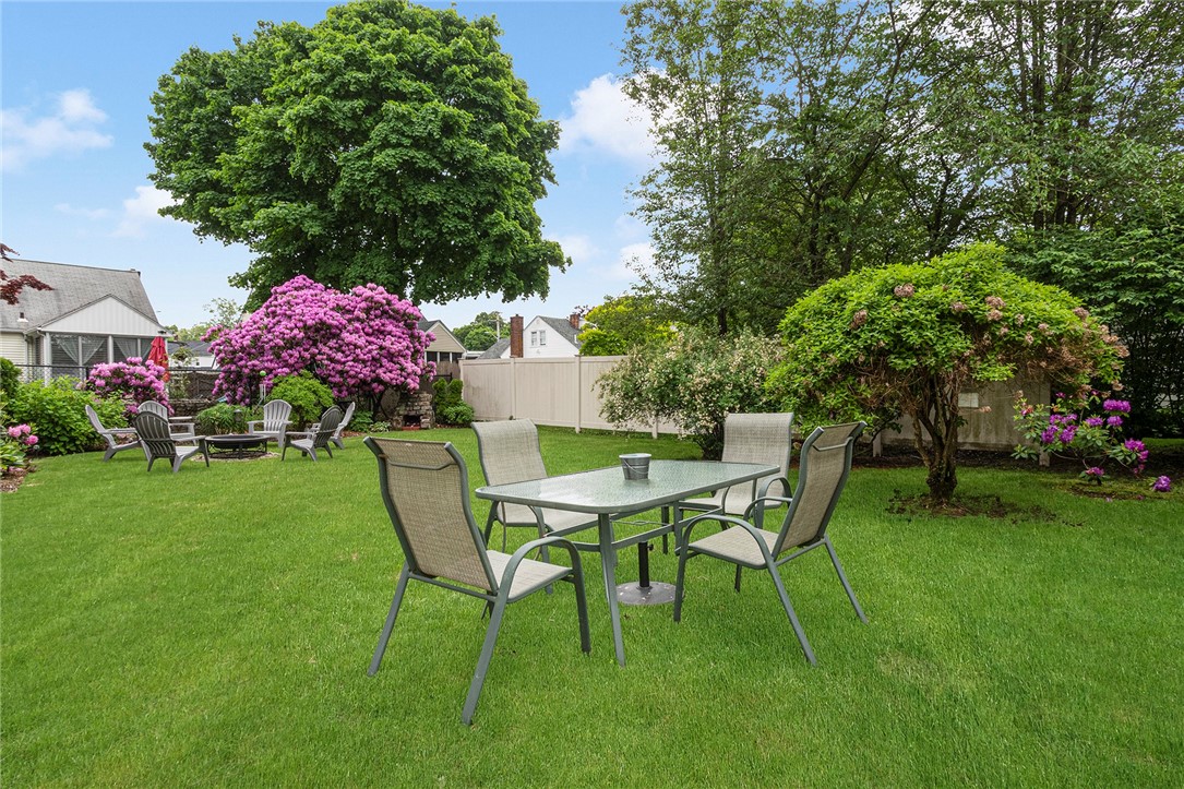 23 Delway Road Cranston, RI 02910 - Photo 46 of 50 Gallery Image 46