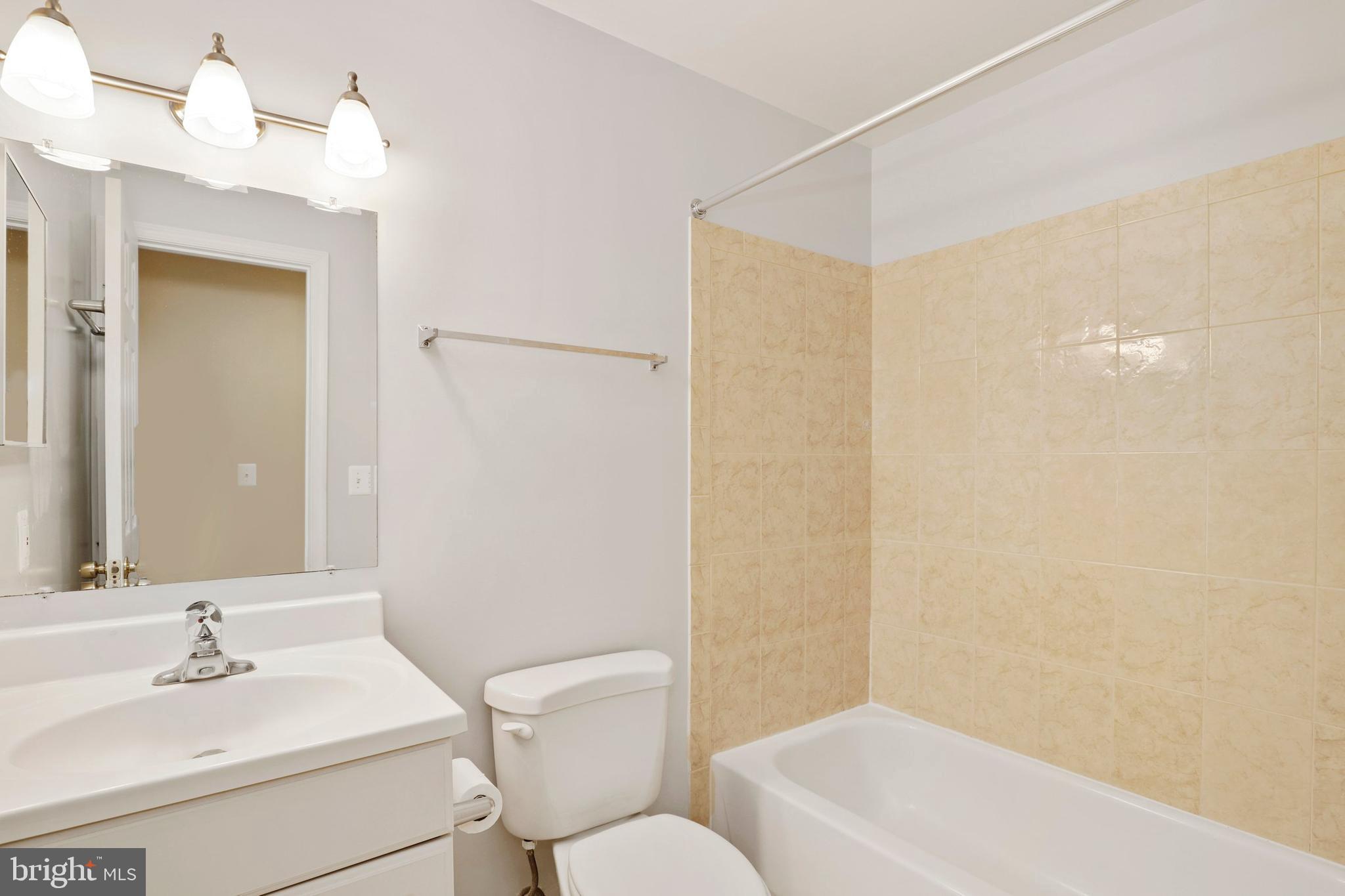 18305 Tapwood Road Boyds, MD 20841 - Photo 37 of 40 Gallery Image 37