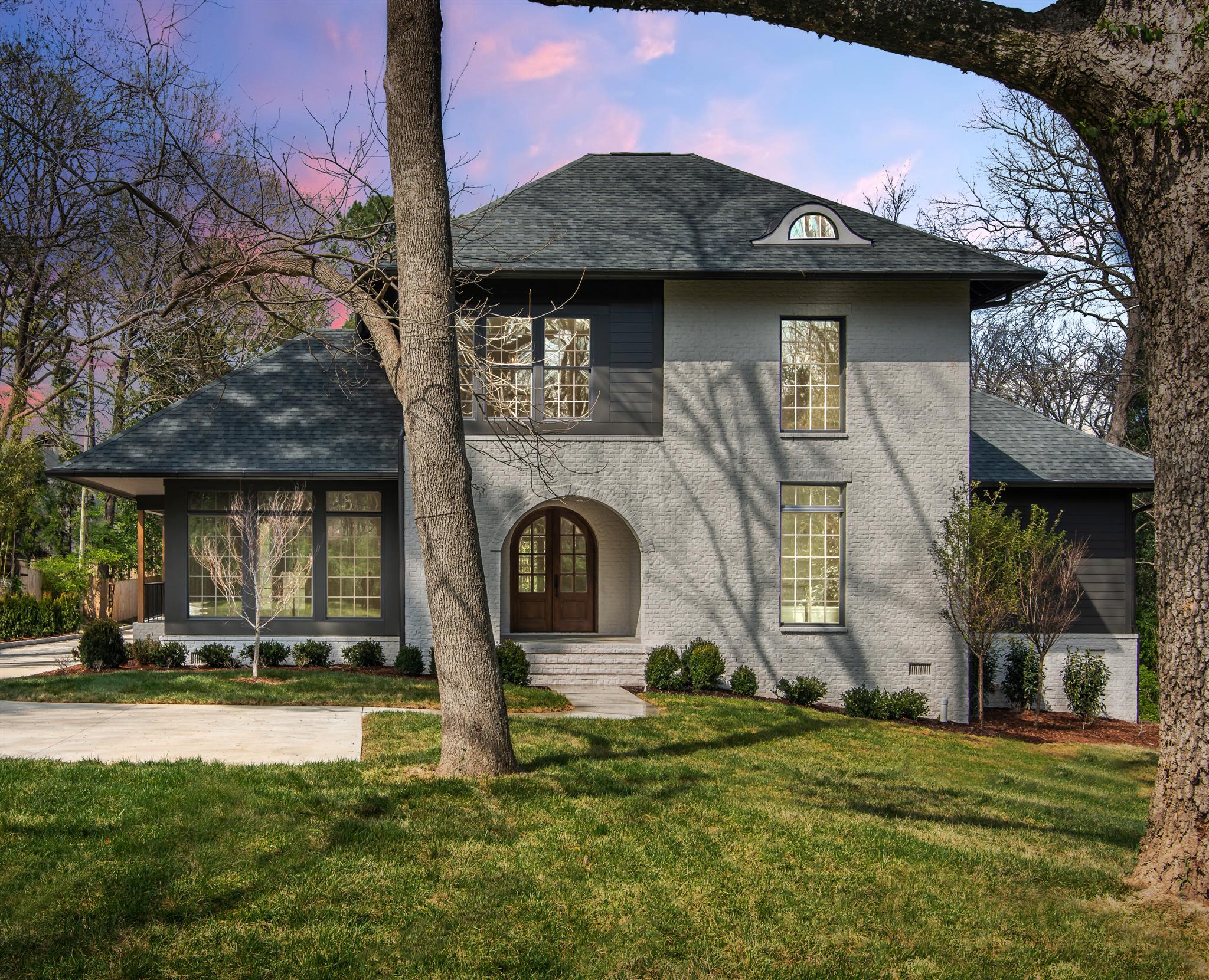 3602 Hobbs Road Nashville, TN 37215 - Photo 1 of 19 Gallery Image 1