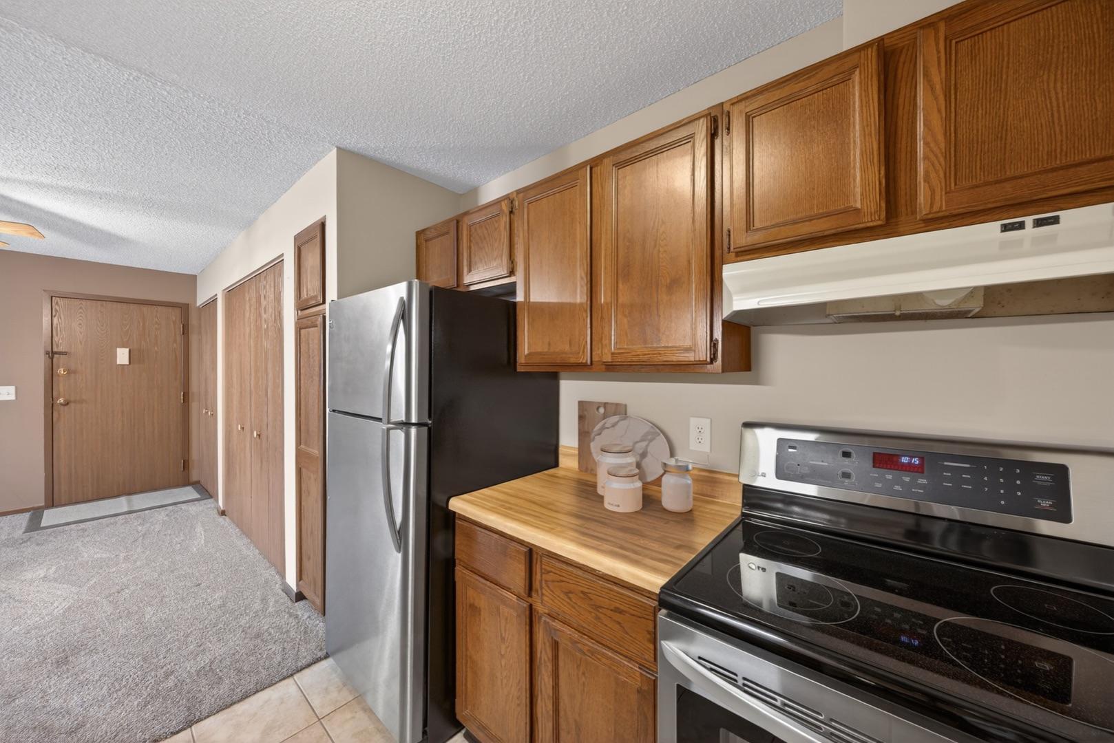 2114 Valleyhigh Drive Northwest, Unit B104 Rochester, MN 55901 - Photo 8 of 19