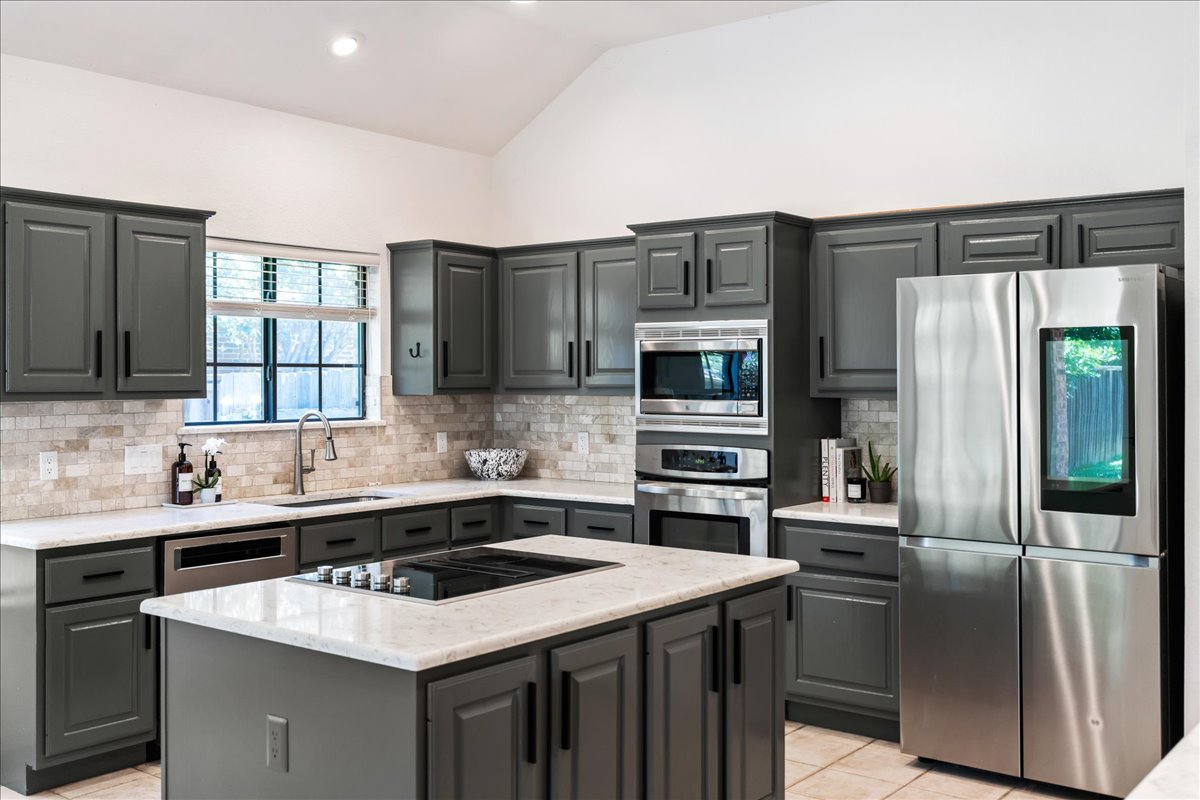 3745 Whitt Loop Austin, TX 78749 - Photo 2 of 40