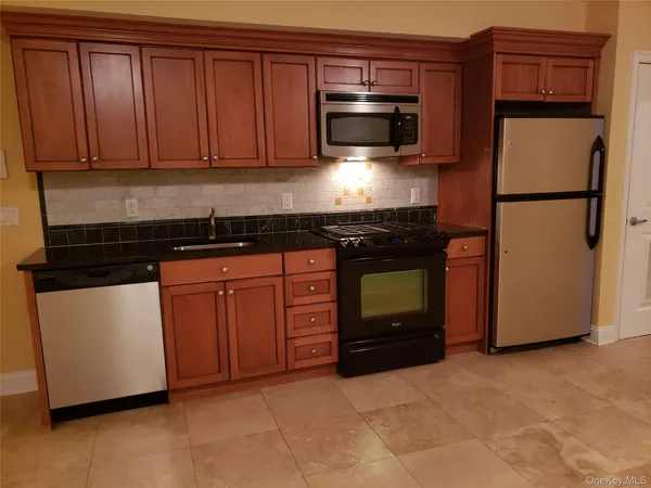 $2,250 | 45-47 Spring Street, Unit 3D, Ossining, NY 10562